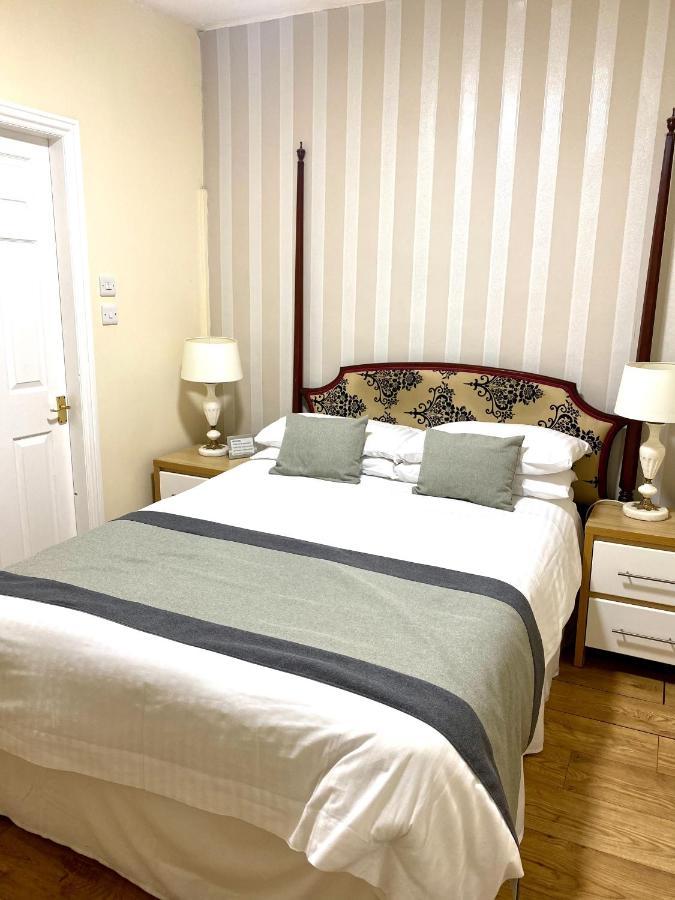 Newcastle Arms Hotel Колдстрим Экстерьер фото