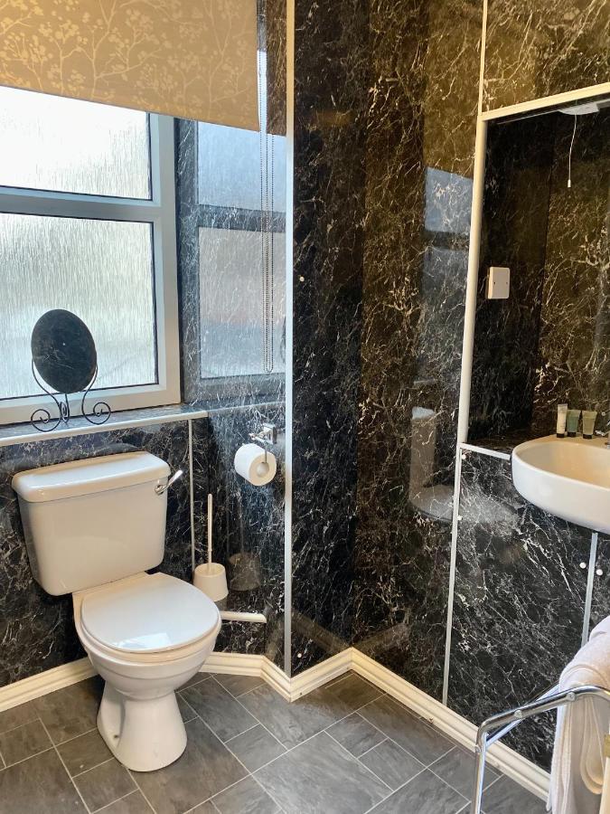 Newcastle Arms Hotel Колдстрим Экстерьер фото