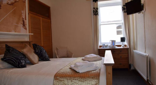 Newcastle Arms Hotel Колдстрим Экстерьер фото